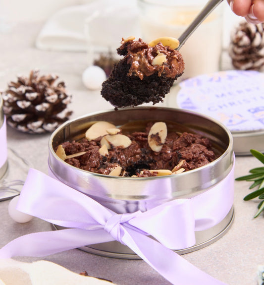 Mini torta ferrero en empaque de hojalata